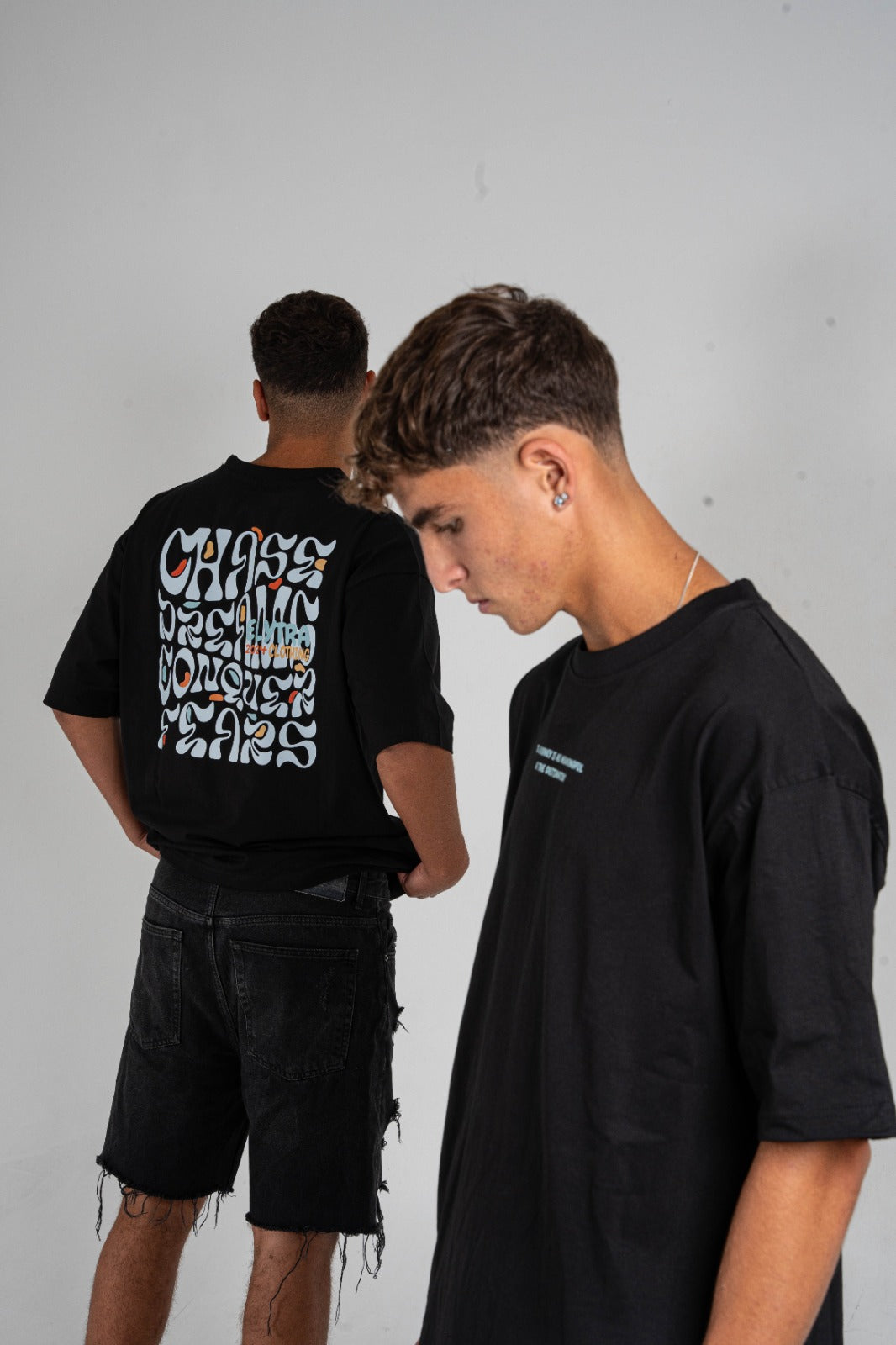 Elytra - 'Chase Dreams' Oversize Shirt